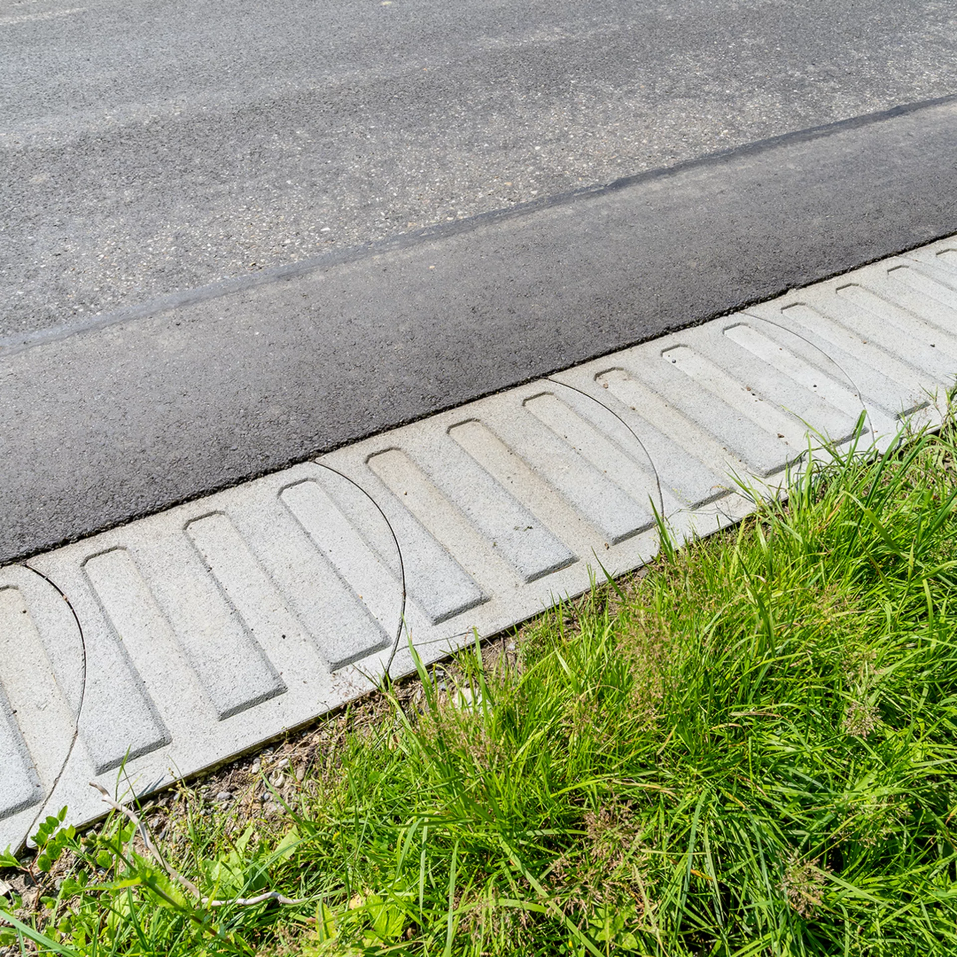 STRADAFINO Bankett- und Spurelement