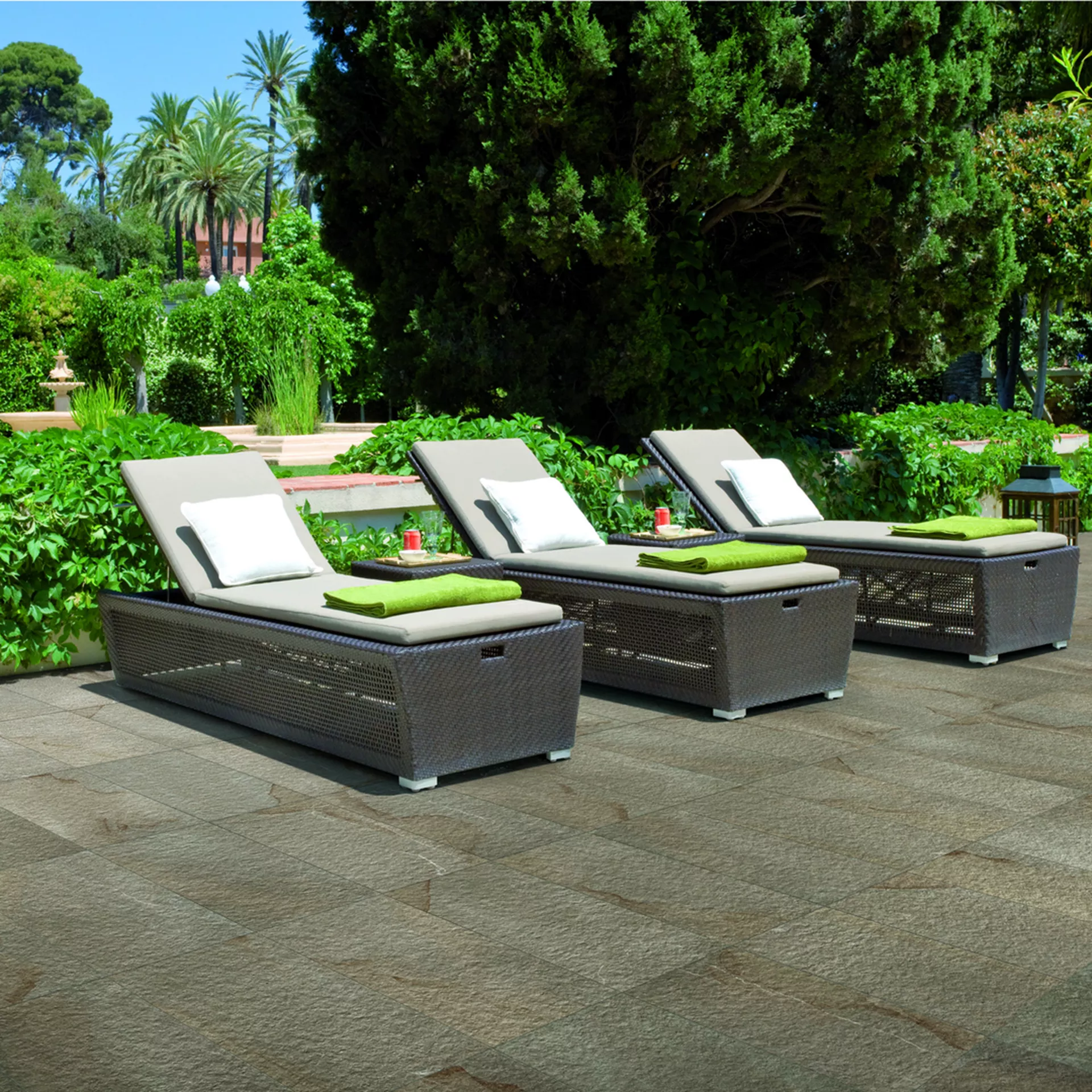 Feinsteinzeug Gehwegplatten PIETRA