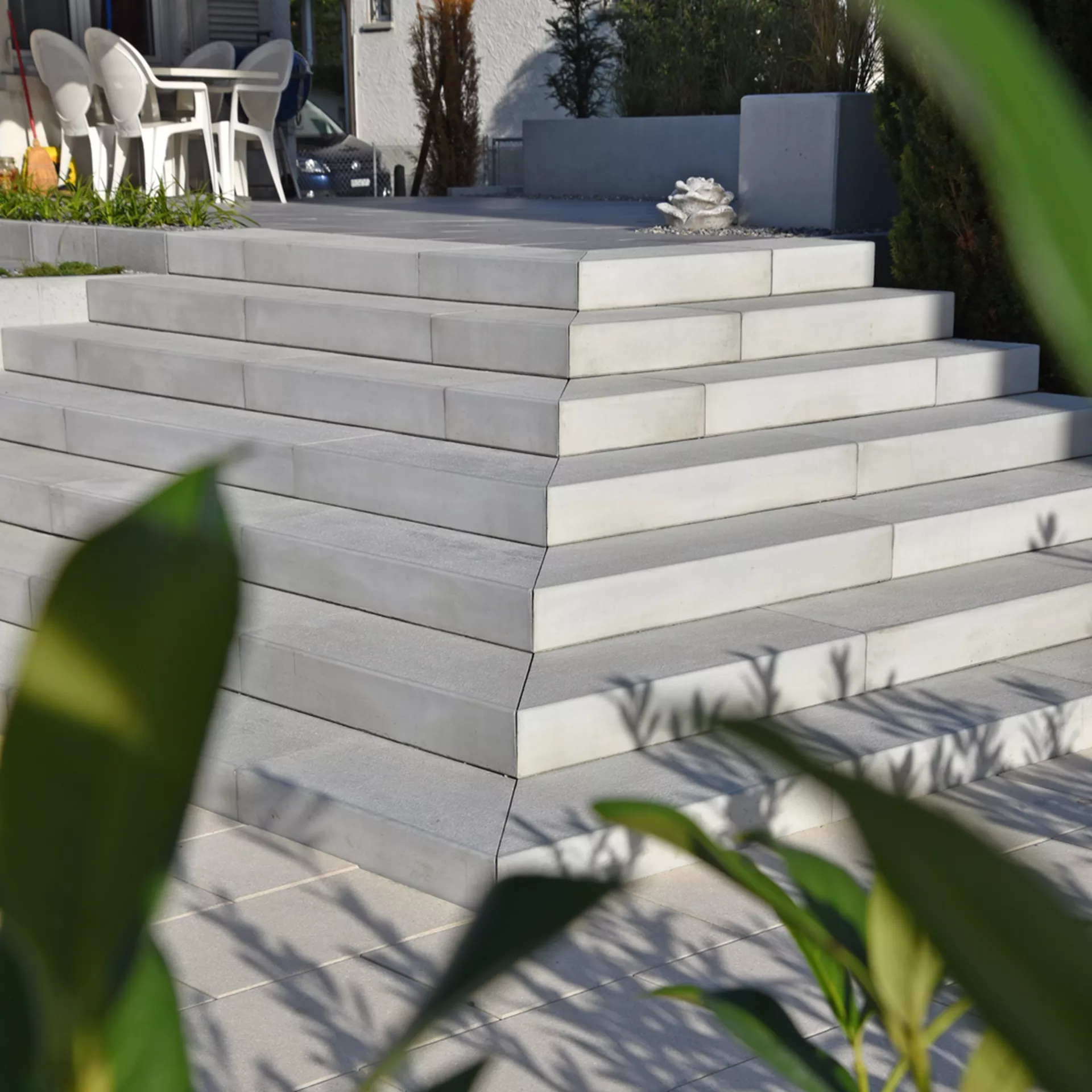 Marches d'escalier pleines FROSTA LEGER