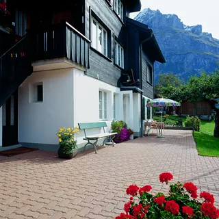 BETA<sup>®</sup> Verbundsteine gefast