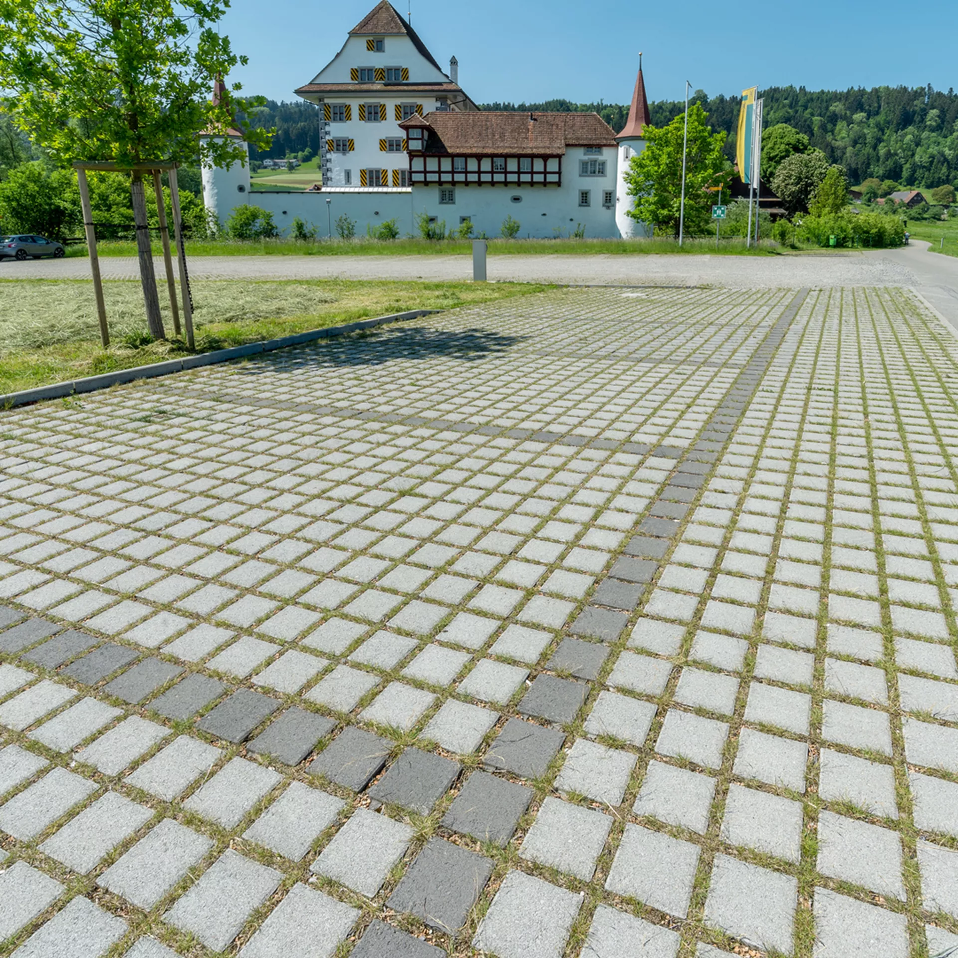 CLASSIC<sup>®</sup> RASEN Ökosteine gefast