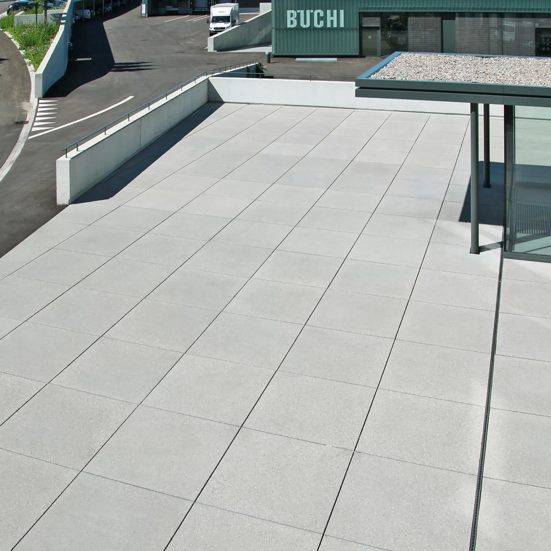 Dalles en béton DESEGNO sur mesure