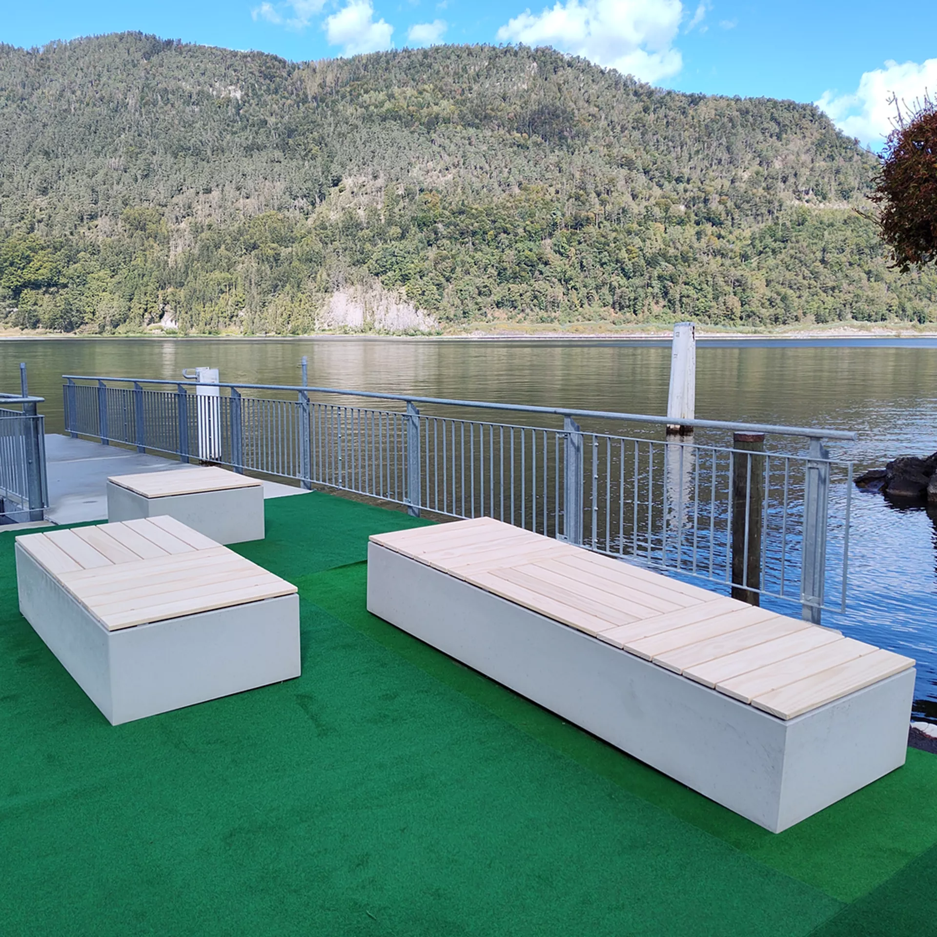 INTERMEZZO<sup>®</sup> LOUNGE Sitzelemente