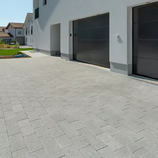 RAINA Pflastersteine fein gefast