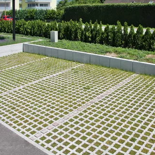 QUADRO Rasengittersteine