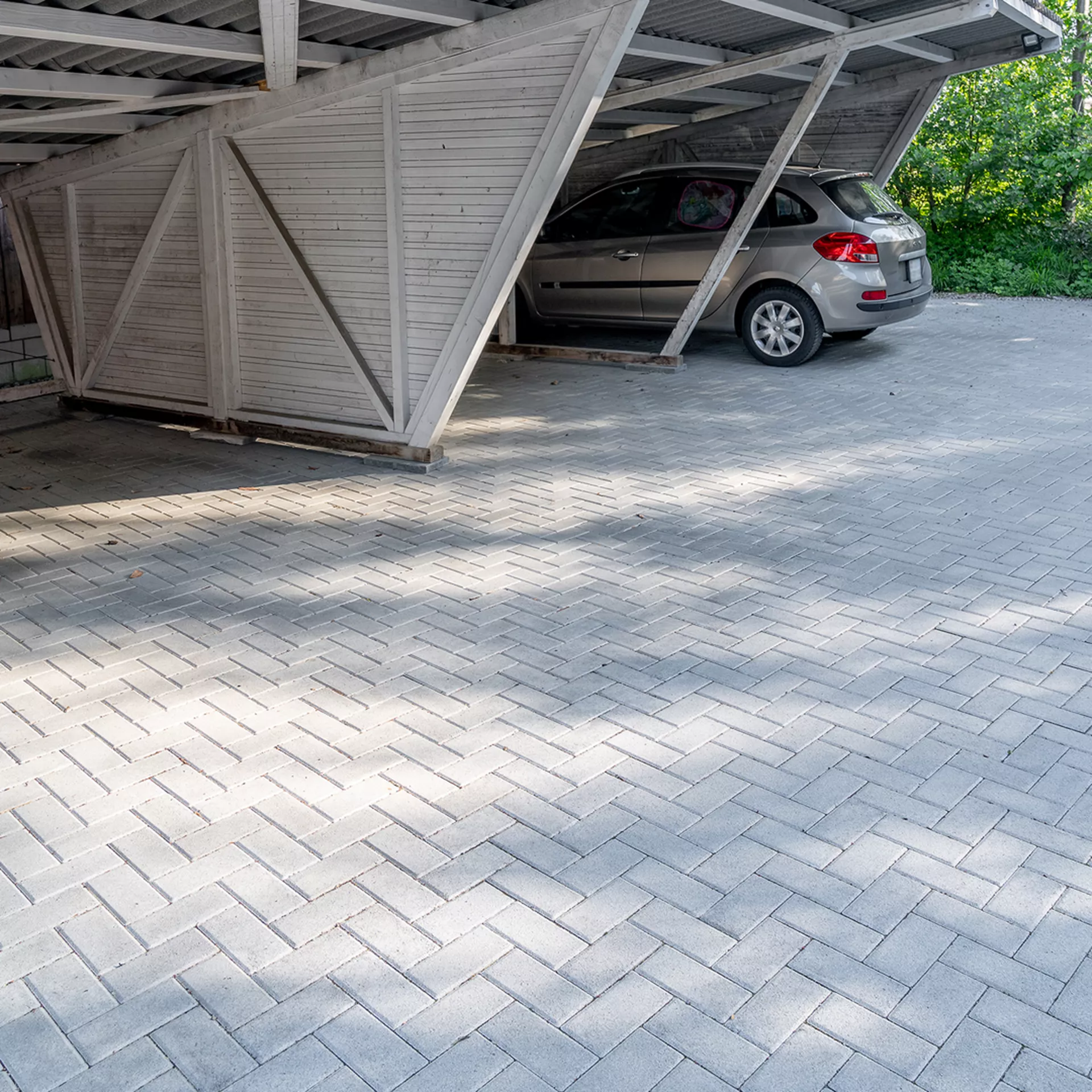 CLASSIC<sup>®</sup> Pflastersteine mit Nocken gefast glatt