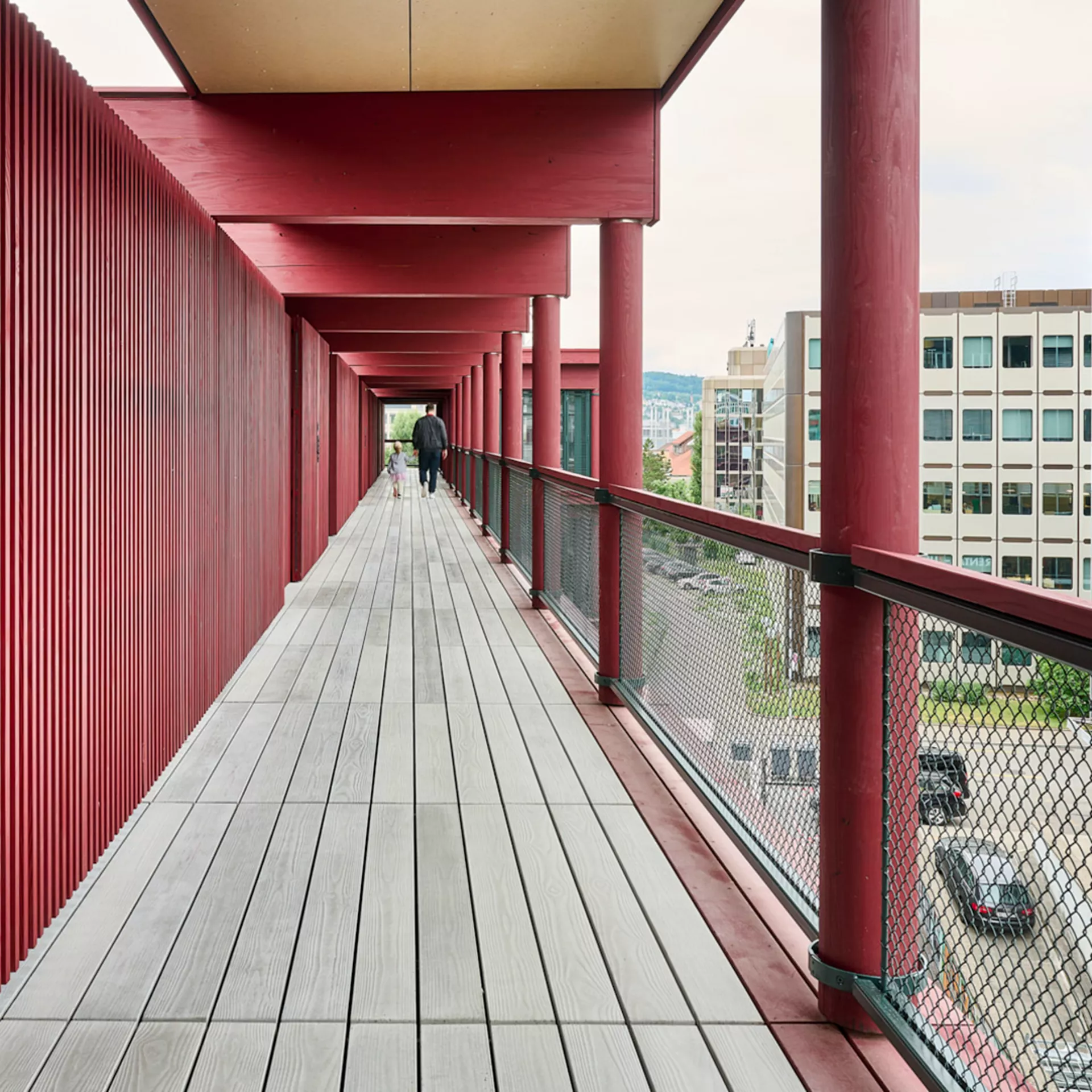 BOSCUS Betonbretter mit Holz- oder Rillenstruktur