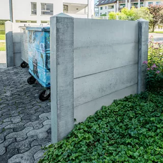 Pfosten zu Betonbretter