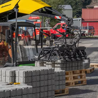 Verlegemaschinen für Verbund- und Pflastersteine
